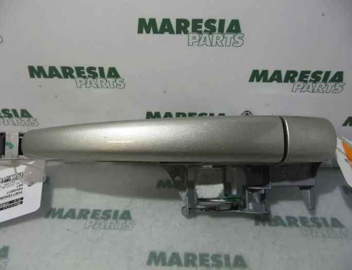 PEUGEOT 207 1 generation (2006-2009) Bakre högra dörrens yttre handtag 910969,9101GH 27341025