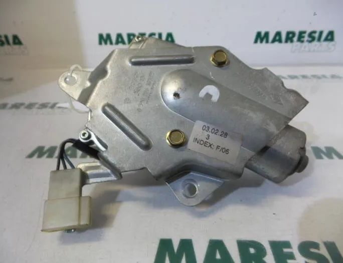 RENAULT Kangoo 1 generation (1998-2009) Baklucka Fönstertorkare Motor 7700308806,0390206101 27387155
