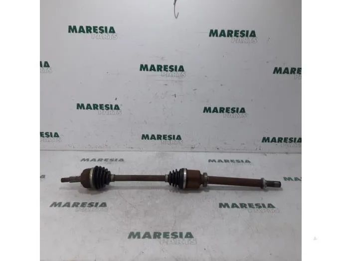 RENAULT Scenic 3 generation (2009-2015) Fram Höger Drivaxel 8201030262,8200725507,8200974685 27650374