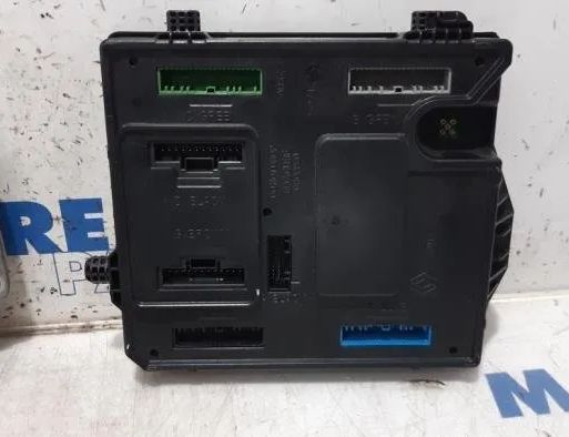 RENAULT Megane 3 generation (2008-2020) Motorstyrenhet ECU 284B13640R,237100293R,237102922R,237101029R,284B14576R,284B12059R,237101361R,BCMX95,610420560 27749751