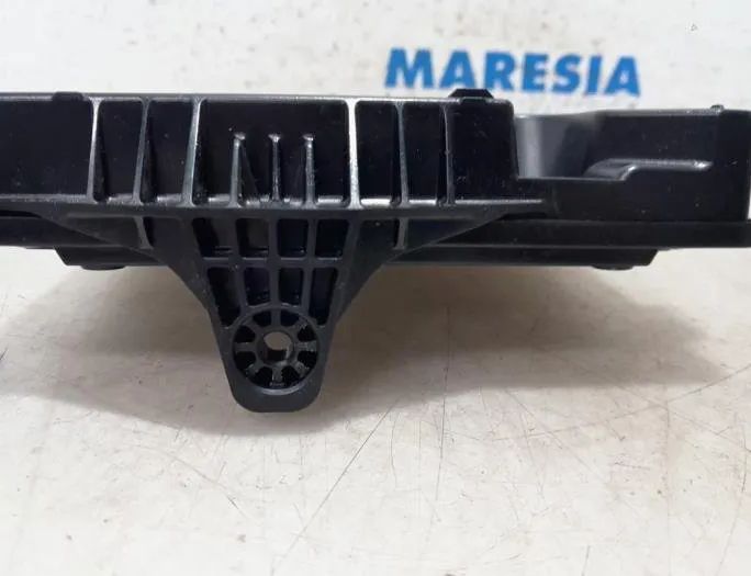 RENAULT Scenic 3 generation (2009-2015) Motorstyrenhet ECU 285909828R,237101495R,487004399R,7701209427,8200604932,237100669R,E0160400,237100668R,A2C53185186,S180098101,284B14576R,284B12059R,S180067139A,284B17882R,8200589080,D10287,BCMX95ATICL2,3500432104064700,285977505R 27754495