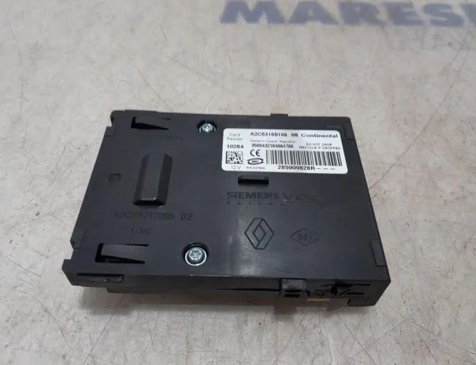 RENAULT Scenic 3 generation (2009-2015) Motorstyrenhet ECU 285909828R,237101495R,487004399R,7701209427,8200604932,237100669R,E0160400,237100668R,A2C53185186,S180098101,284B14576R,284B12059R,S180067139A,284B17882R,8200589080,D10287,BCMX95ATICL2,3500432104064700,285977505R 27754495