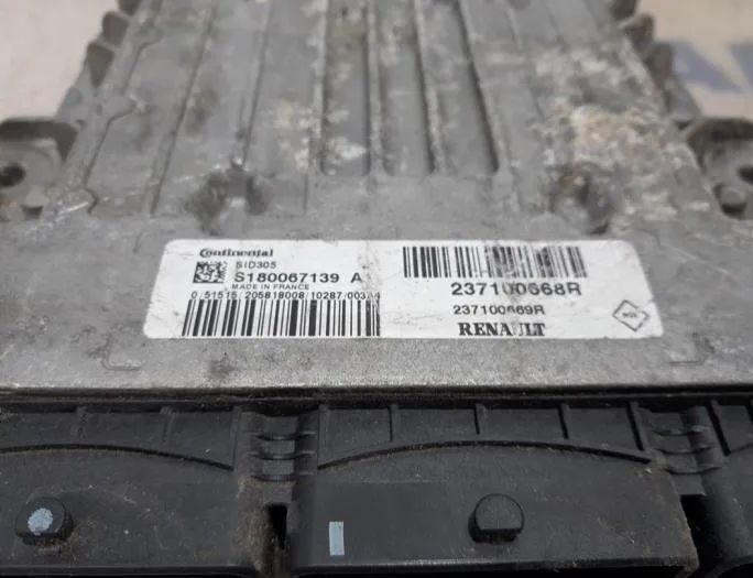 RENAULT Scenic 3 generation (2009-2015) Motorstyrenhet ECU 285909828R,237101495R,487004399R,7701209427,8200604932,237100669R,E0160400,237100668R,A2C53185186,S180098101,284B14576R,284B12059R,S180067139A,284B17882R,8200589080,D10287,BCMX95ATICL2,3500432104064700,285977505R 27754495