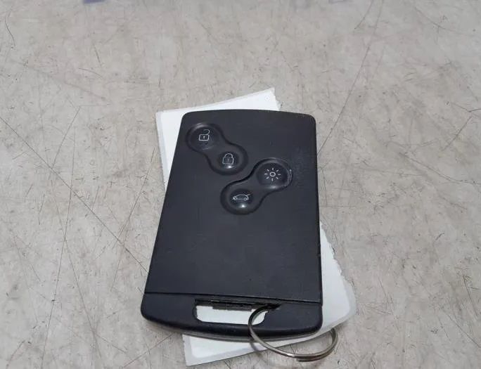 RENAULT Scenic 3 generation (2009-2015) Motorstyrenhet ECU 285909828R,237101495R,487004399R,7701209427,8200604932,237100669R,E0160400,237100668R,A2C53185186,S180098101,284B14576R,284B12059R,S180067139A,284B17882R,8200589080,D10287,BCMX95ATICL2,3500432104064700,285977505R 27754495