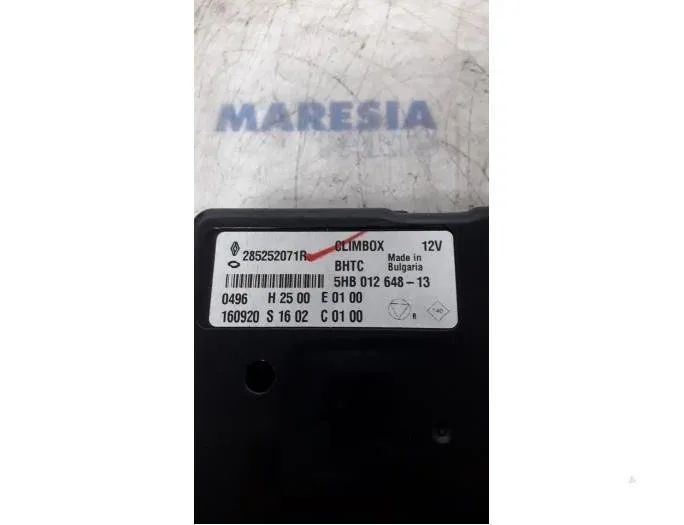 RENAULT Megane 4 generation (2016-2023) Klimatkontrollenhet 285252071R 27804680