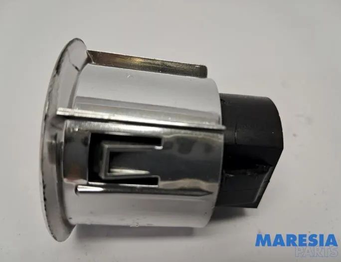 RENAULT Scenic 3 generation (2009-2015) Motorstyrenhet ECU 7701209427,8200604932,237100745R,E0160400,A2C53284891,251503211R,251506978R,237100235R,284B12041R,S180098201,285978580R,S180078106 32828882