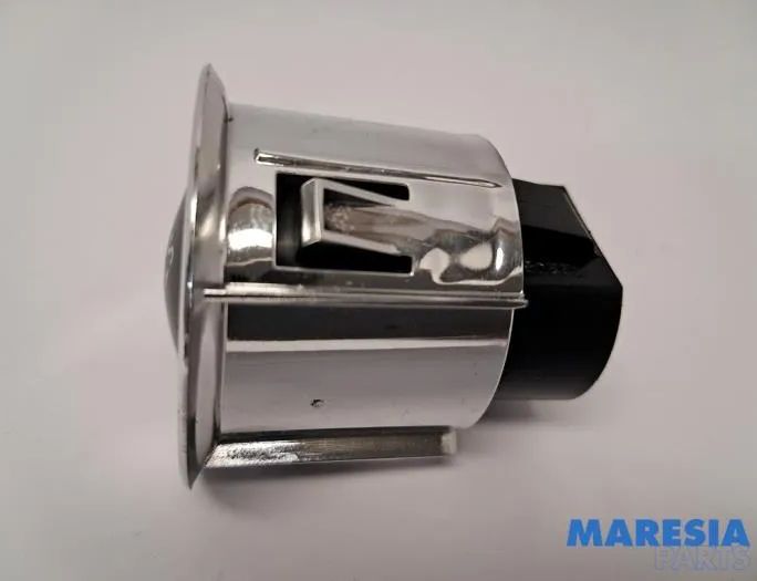 RENAULT Scenic 3 generation (2009-2015) Motorstyrenhet ECU 285909828R,487004399R,7701209427,8200604932,237100745R,251503211R,251506978R,284B12041R,8200589080 32829173