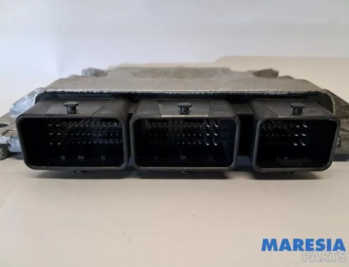 RENAULT Scenic 3 generation (2009-2015) Motorstyrenhet ECU 285909828R,487004399R,7701209427,8200604932,237100745R,251503211R,251506978R,284B12041R,8200589080 32829173