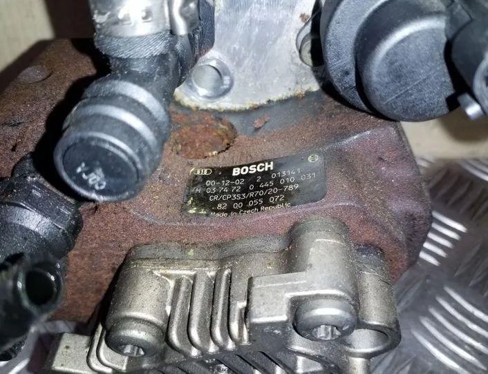 VOLVO S40 1 generation (1996-2004) Bensinpump 8200055072,0445010031,7700104018D 26116137