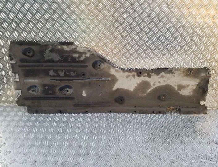 BMW 3 Series E90/E91/E92/E93 (2004-2013) Bakre mittenbottenskydd 51757059392,7059392 26151863