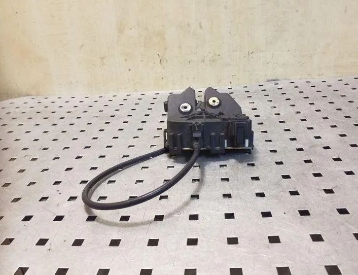 FORD Focus 1 generation (1998-2010) Bakluckans bagagerumslås XS4143102,C7G0A,F00P0K 26154786