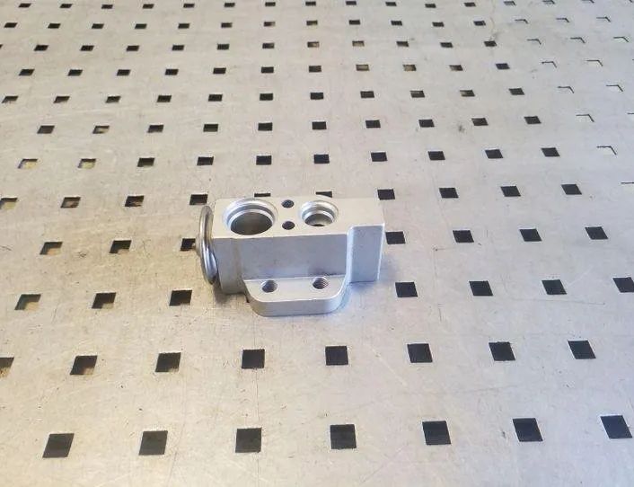 AUDI Q5 8R (2008-2017) Luftkonditioneringens expansionsventil H7995003 26161655