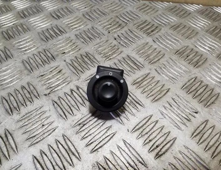 RENAULT Master 3 generation (2010-2023) Omkopplare för spegeljustering 255704649R 26225651