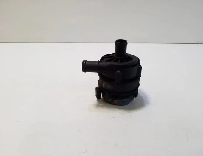 VOLKSWAGEN Golf 7 generation (2012-2024) Cirkulationsvattenmotor 04L965567,0392024003 26235777