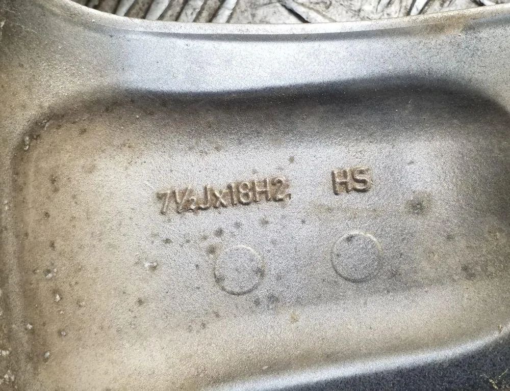 FORD Maverick 2 generation (2000-2007) Hjuluppsättning 32153822