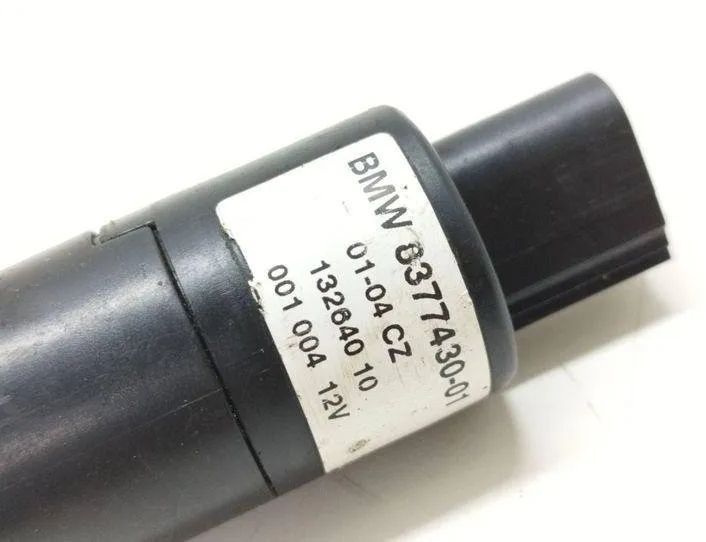 BMW 3 Series E90/E91/E92/E93 (2004-2013) Strålkastarspolarmotor 8377430,13264010 22694889