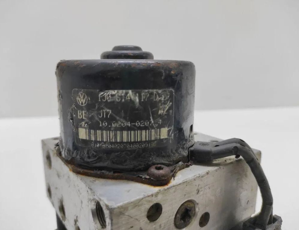 VOLKSWAGEN Golf 4 generation (1997-2006) ABS pump 1J0907379P 32863365