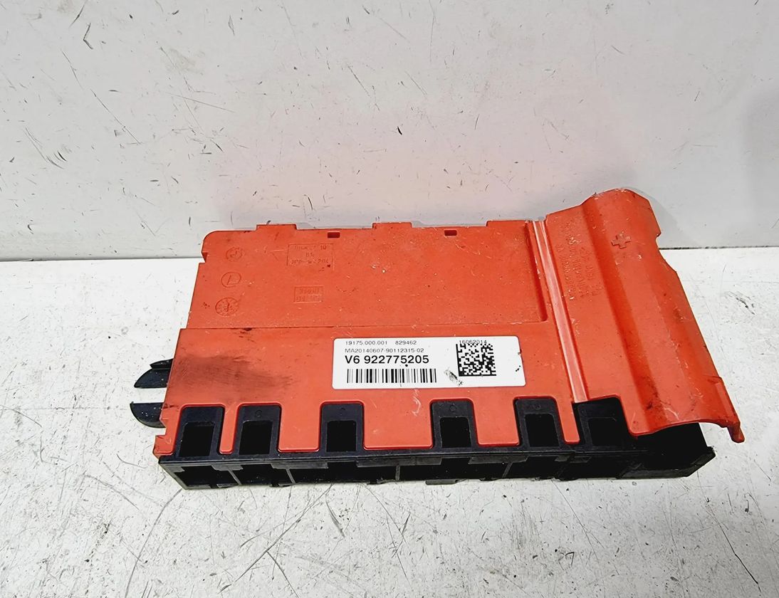 BMW 1 Series F20/F21 (2011-2020) Strömfördelningslåda 61149227752 30223215