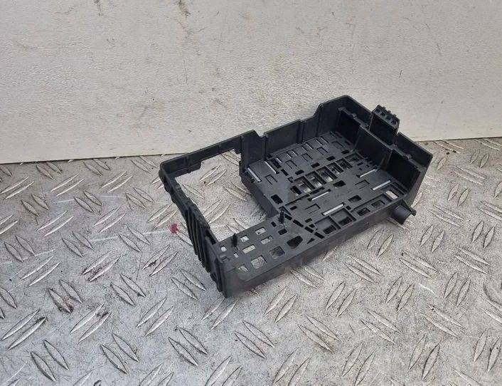 OPEL Insignia A (2008-2016) Säkringsdosa 13358922 24166924