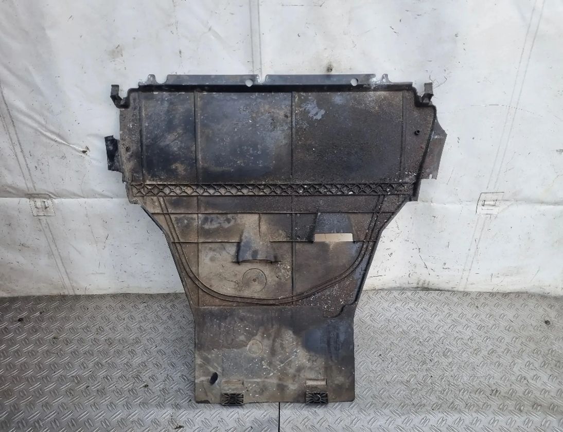 RENAULT Scenic 3 generation (2009-2015) Höger sida underkåpa 758800006R,758900007R 27937993