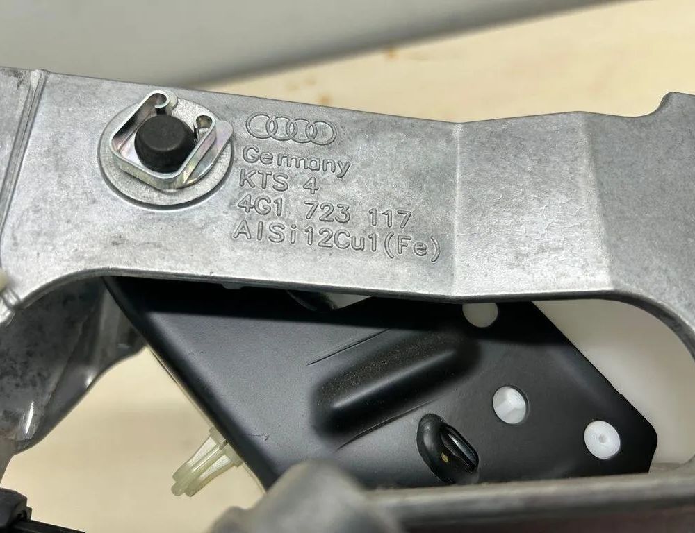 AUDI A6 C6/4F (2004-2011) Bromspedal 4G1723117 31424436
