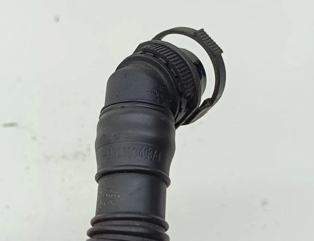 VOLKSWAGEN Caddy 3 generation (2004-2015) Luftningsslang 03L103493AE 31900190