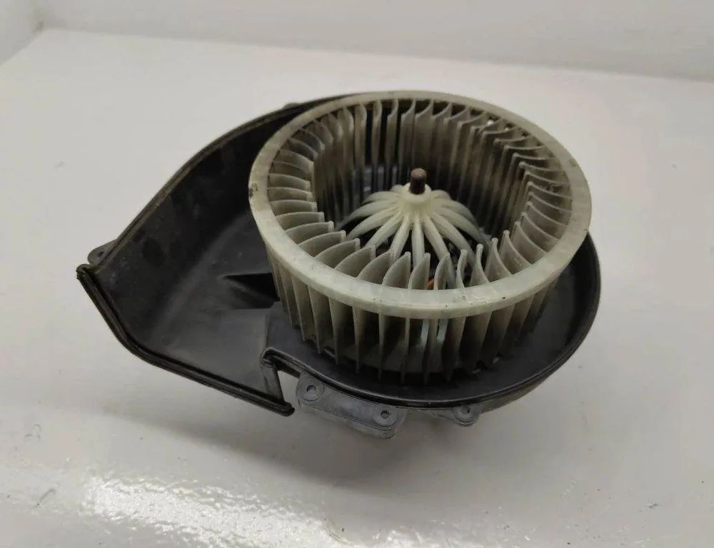 VOLKSWAGEN Polo 4 generation (2001-2009) Innervärmare 6Q1819015G 31901525