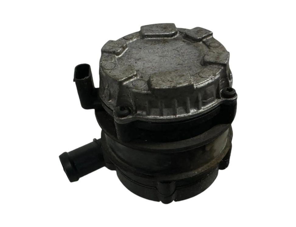 VOLKSWAGEN Passat B7 (2010-2015) Cirkulationsvattenmotor 04L965567 29962790