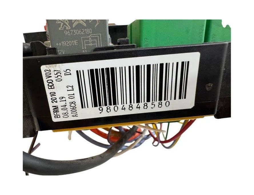 PEUGEOT Partner 2 generation (2008-2023) Säkringsdosa 9804848580 30488253