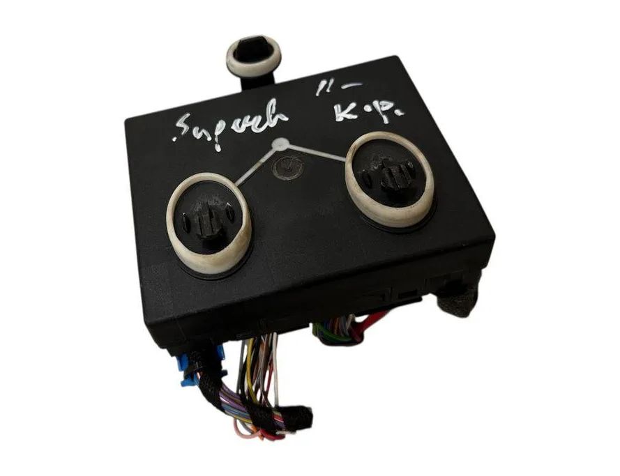 SKODA Superb 2 generation (2008-2015) Styrenhet för vänster bakdörr 221210000401,8X0959793E 32975765