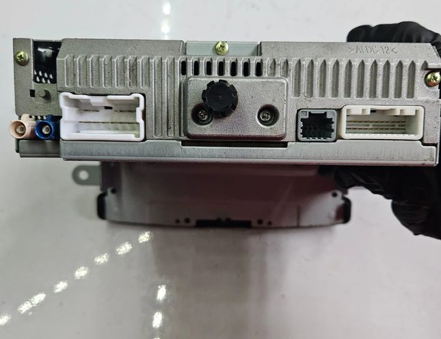 OPEL Vivaro B (2014-2019) Musikspelare med GPS 281150198R 23420585