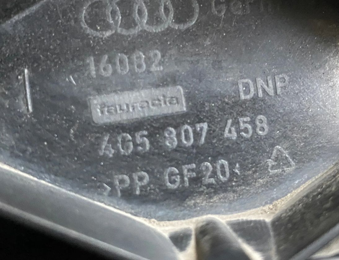 AUDI A6 C7/4G (2010-2020) Bakre stötfångare mellanfäste 4G5807458 30781385
