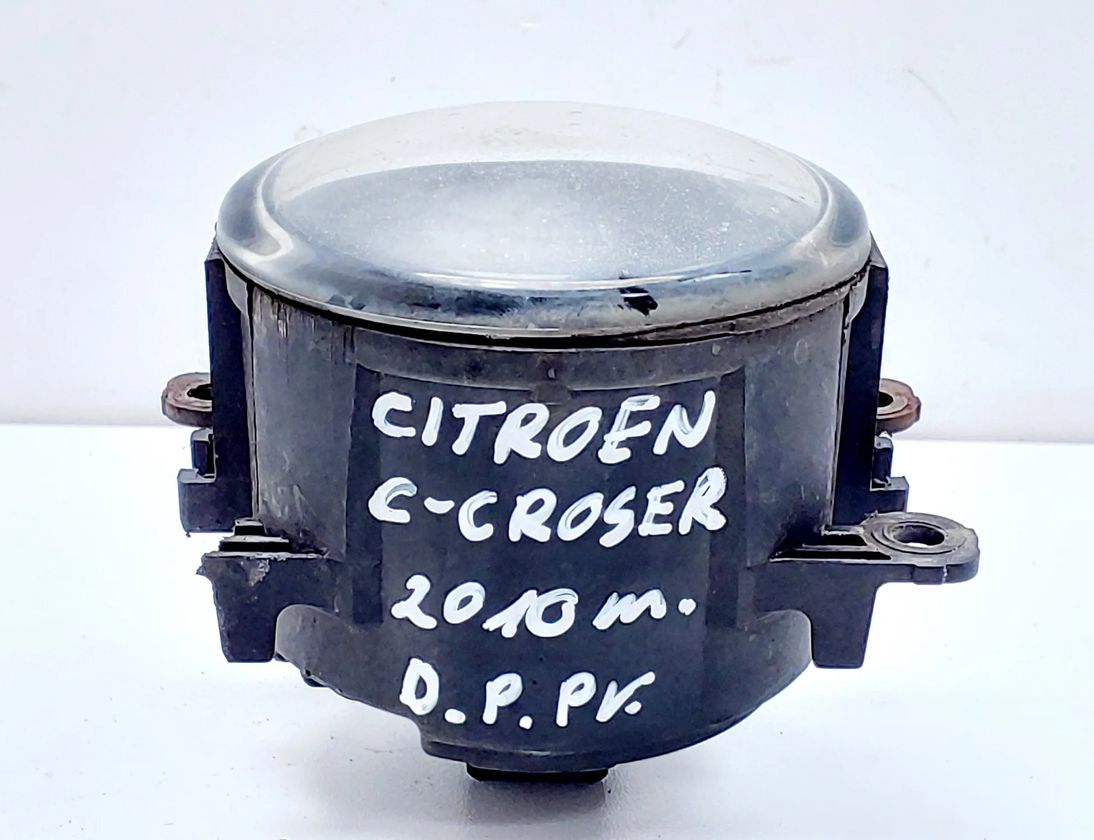 CITROËN C-Crosser 1 generation (2007-2013) Främre höger dimljus 89210622,89203951 15297772