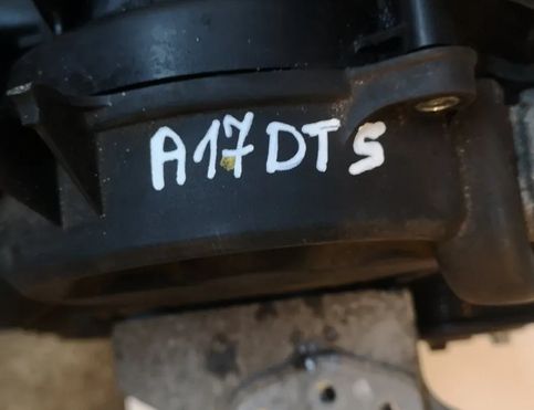 OPEL Astra J (2009-2020) Motor A17DTS 17446879