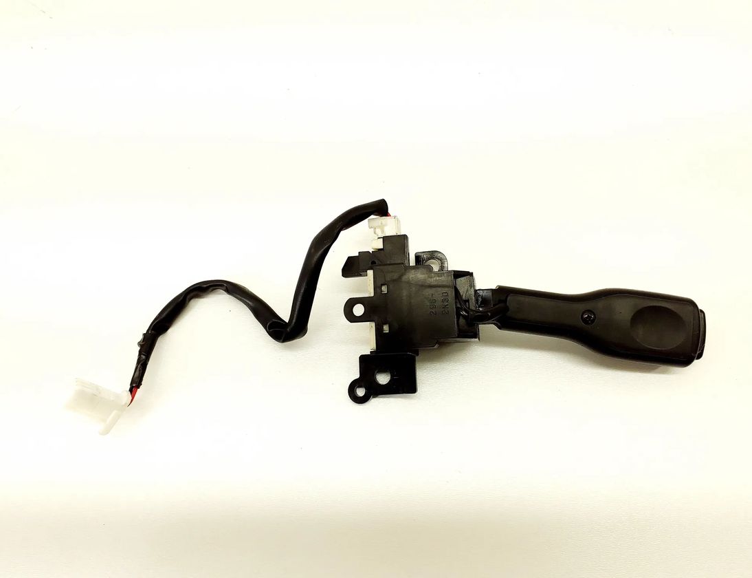 TOYOTA Verso 1 generation (2009-2015) Farthållarspaksratt 296-2K3D,18A174 17817765