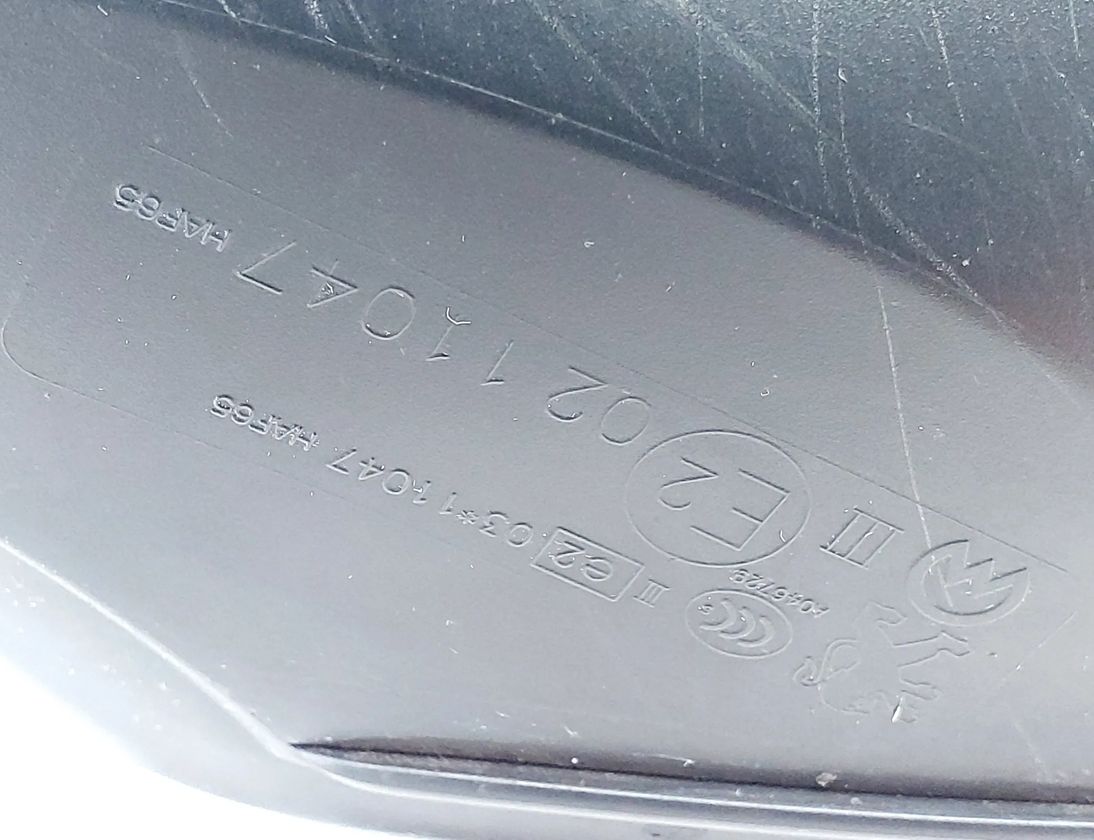 PEUGEOT 208 Peugeot 208 (2012-2015) Vänster sidospegel 0211047,232673077 21926251