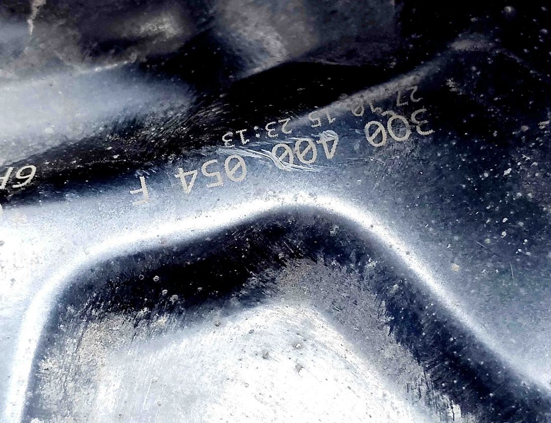 SKODA Superb 3 generation (2015-2023) Främre höger hjulnav 3Q0400054F,5Q0615312G,5Q0407258C 32740609