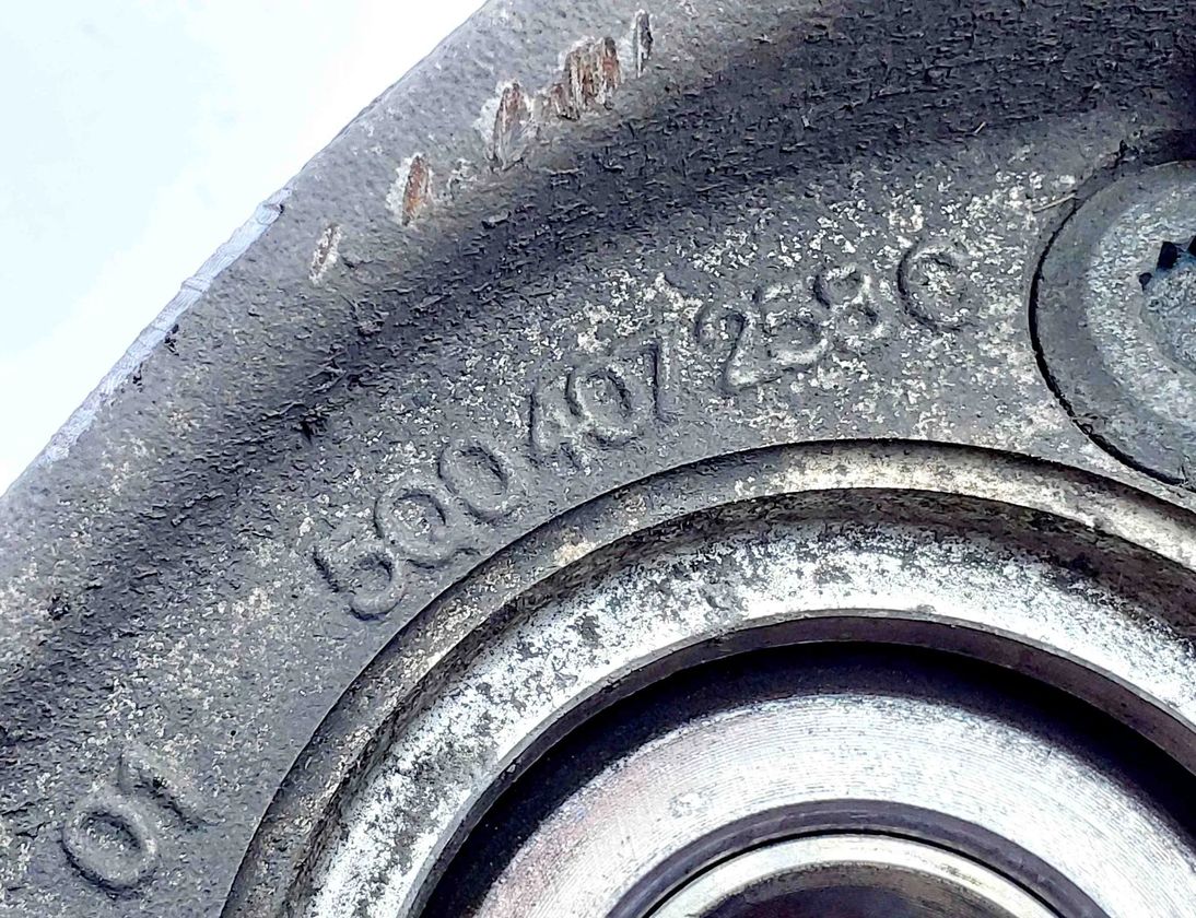 SKODA Superb 3 generation (2015-2023) Främre höger hjulnav 3Q0400054F,5Q0615312G,5Q0407258C 32740609