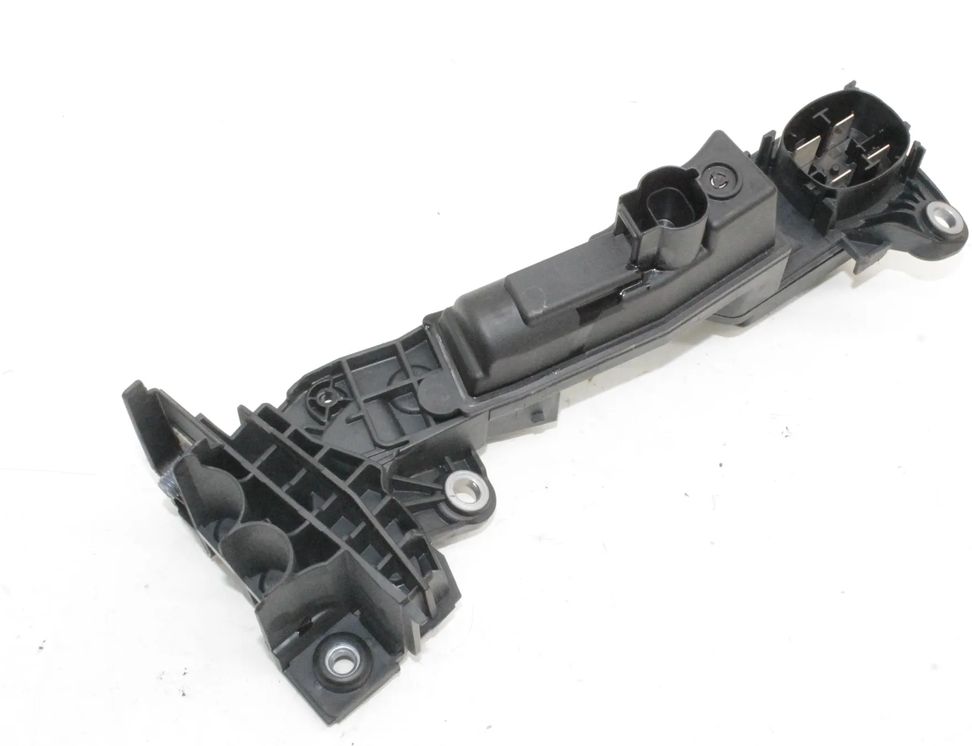 BMW 5 Series G30/G31 (2016-2023) Strömfördelningslåda 9339829 28157404