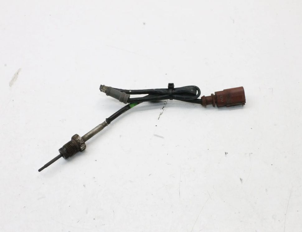 VOLKSWAGEN Passat CC 1 generation (2008-2017) Avgastemperaturgivare 03L906088CJ 29836698