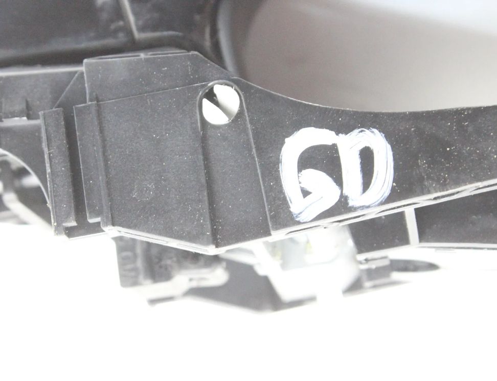 SKODA Scala 1 generation (2019-2023) Bakre högra dörrens yttre handtag 5N0839885H 30351518