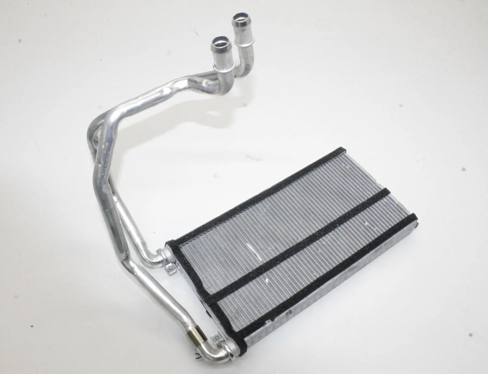 AUDI e-tron GT 1 generation (2020-2024) Innervärmare Radiator 32988749