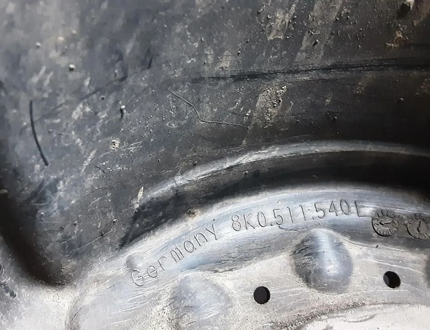 AUDI A4 allroad B8 (2009-2015) Andra kroppsdelar 8K0511540E 25751650