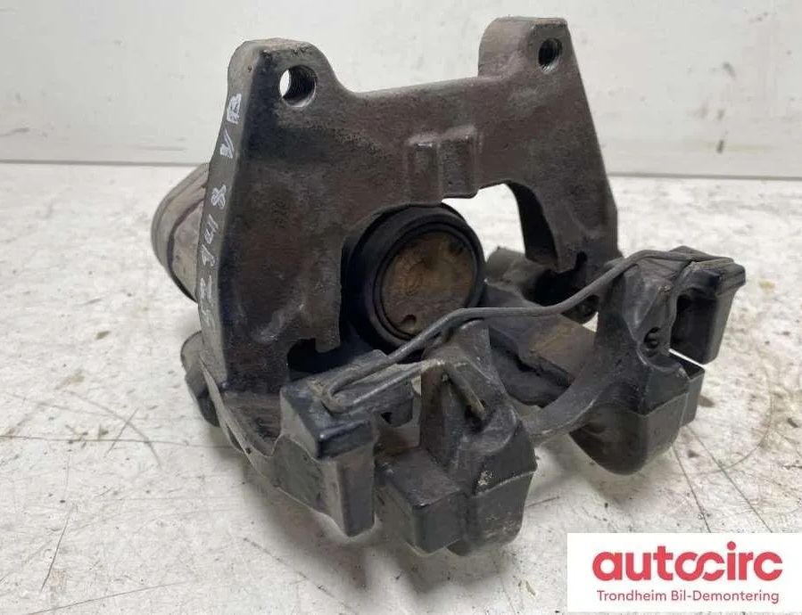 VOLKSWAGEN Golf 7 generation (2012-2024) Bromssystemsats Bromsok och skivor 8v0615423e 30857452