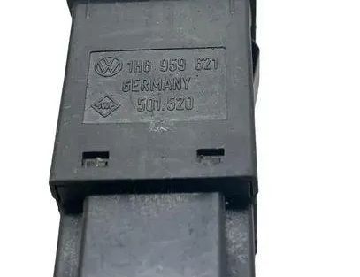 VOLKSWAGEN Passat Variant 1 generation (2010-2024) Strömställare för bakrutevärme 1H6959621,501520 24426678