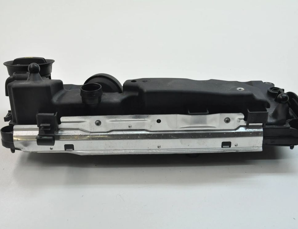 AUDI A3 8V (2012-2020) Ventilkåpan 03L103469S 2611729