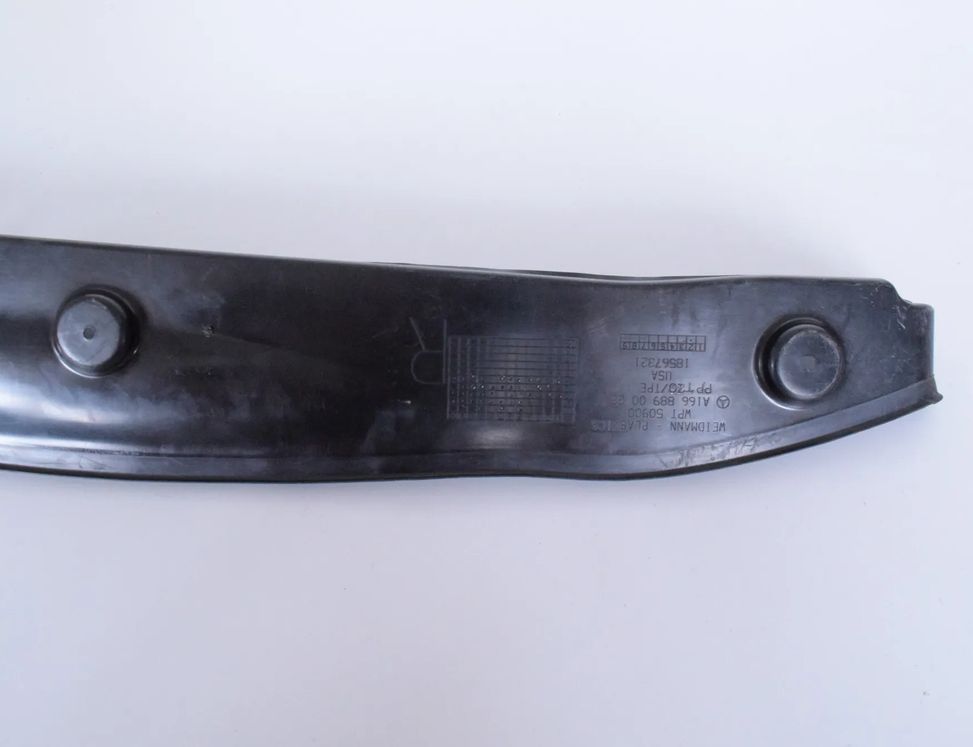 MERCEDES-BENZ M-Class W166 (2011-2015) Fram högervinge plast A1668890025 31459525