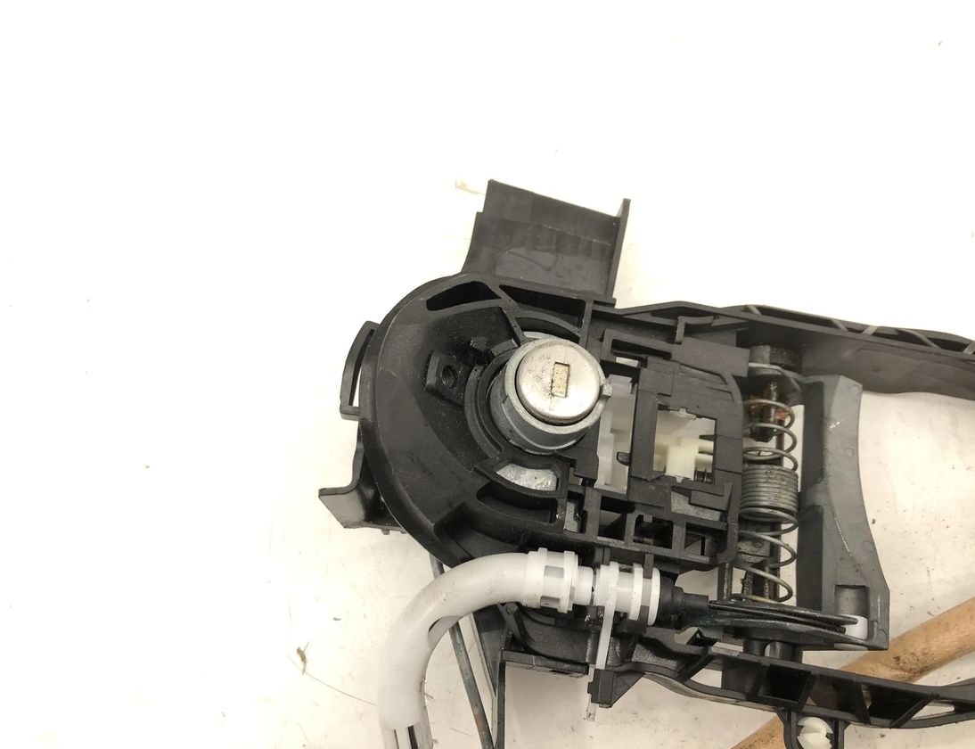 BMW 5 Series G30/G31 (2016-2023) Bakre höger dörr Inre handtagsram 7401206 12685763