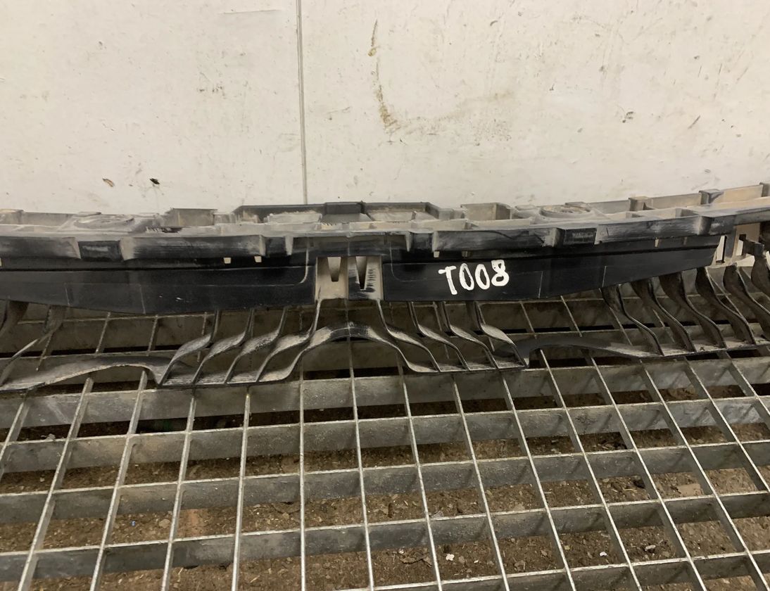 VOLKSWAGEN Jetta 7 generation (2018-2024) Bakre stötfångare mellanfäste 17A807863 14435415