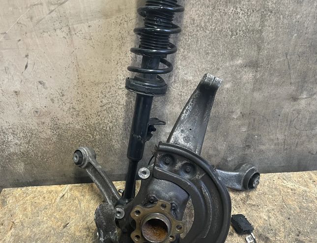 BMW 5 Series G30/G31 (2016-2023) Främre höger hjulnav 31316866598,6861178,31106861178,6866598 29001806